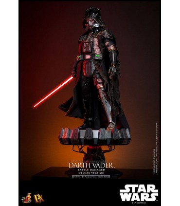 DARTH VADER BATTLE DAMAGED DELUXE VERSION  HOT TOYS