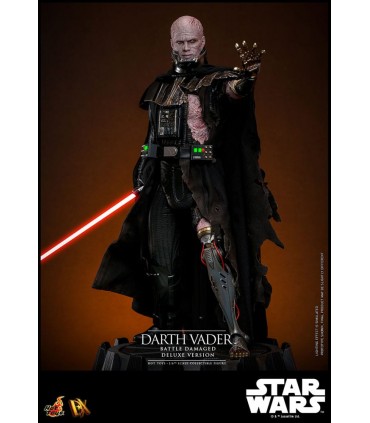DARTH VADER BATTLE DAMAGED DELUXE VERSION  HOT TOYS