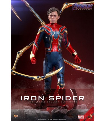IRON  SPIDER ENDGAME HOT TOYS