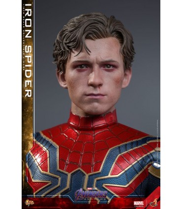 IRON  SPIDER ENDGAME HOT TOYS