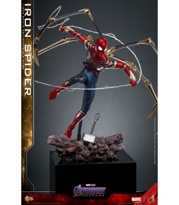 IRON  SPIDER ENDGAME HOT TOYS