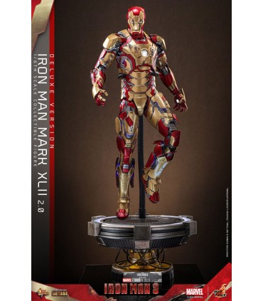 IRON MAN MARK XLII 2.0 DELUXE HOT TOYS