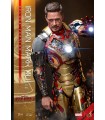 IRON MAN MARK XLII 2.0 DELUXE HOT TOYS