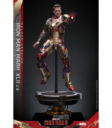 IRON MAN MARK XLII 2.0 DELUXE HOT TOYS