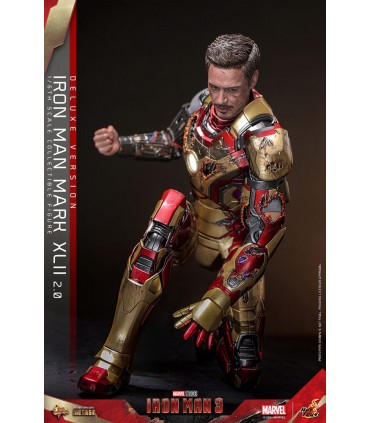 IRON MAN MARK XLII 2.0 DELUXE HOT TOYS