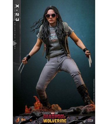 X-23 DEADPOOL & WOLVERINE HOT TOYS