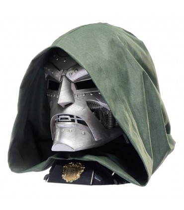 DOCTOR DOOM ROLEPLAY REPLICA HASBRO