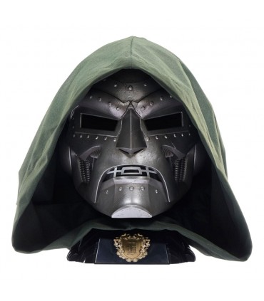 DOCTOR DOOM ROLEPLAY REPLICA HASBRO