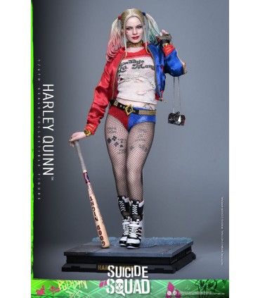 HARLEY QUINN SUICIDE SQUAD HOT TOYS
