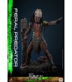 FERAL PREDATOR BATTLE DAMAGED HOT TOYS